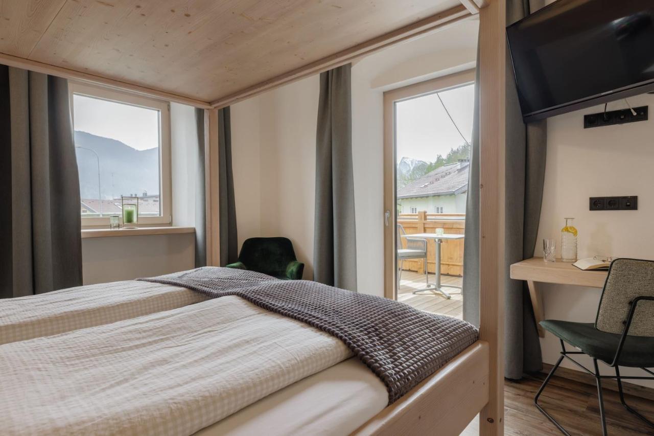 Gasthof Pension Knapp Штрасс-ім-Ціллерталь Екстер'єр фото