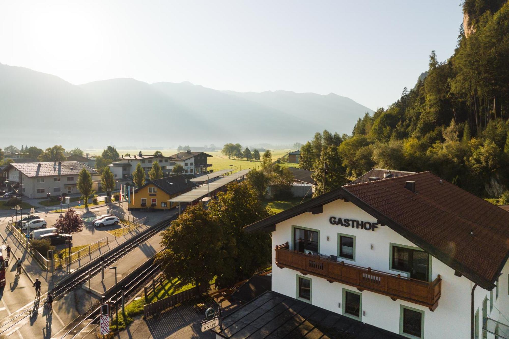 Gasthof Pension Knapp Штрасс-ім-Ціллерталь Екстер'єр фото